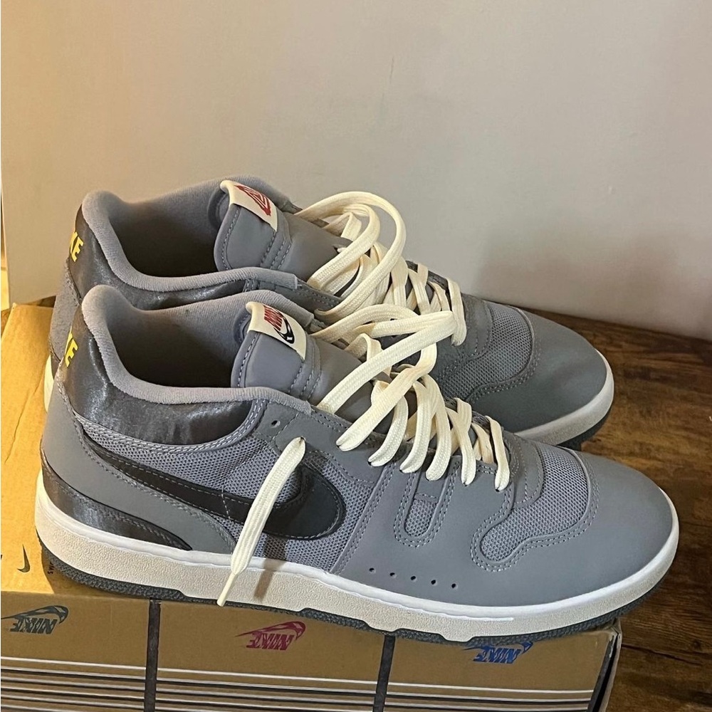 Nike shoes